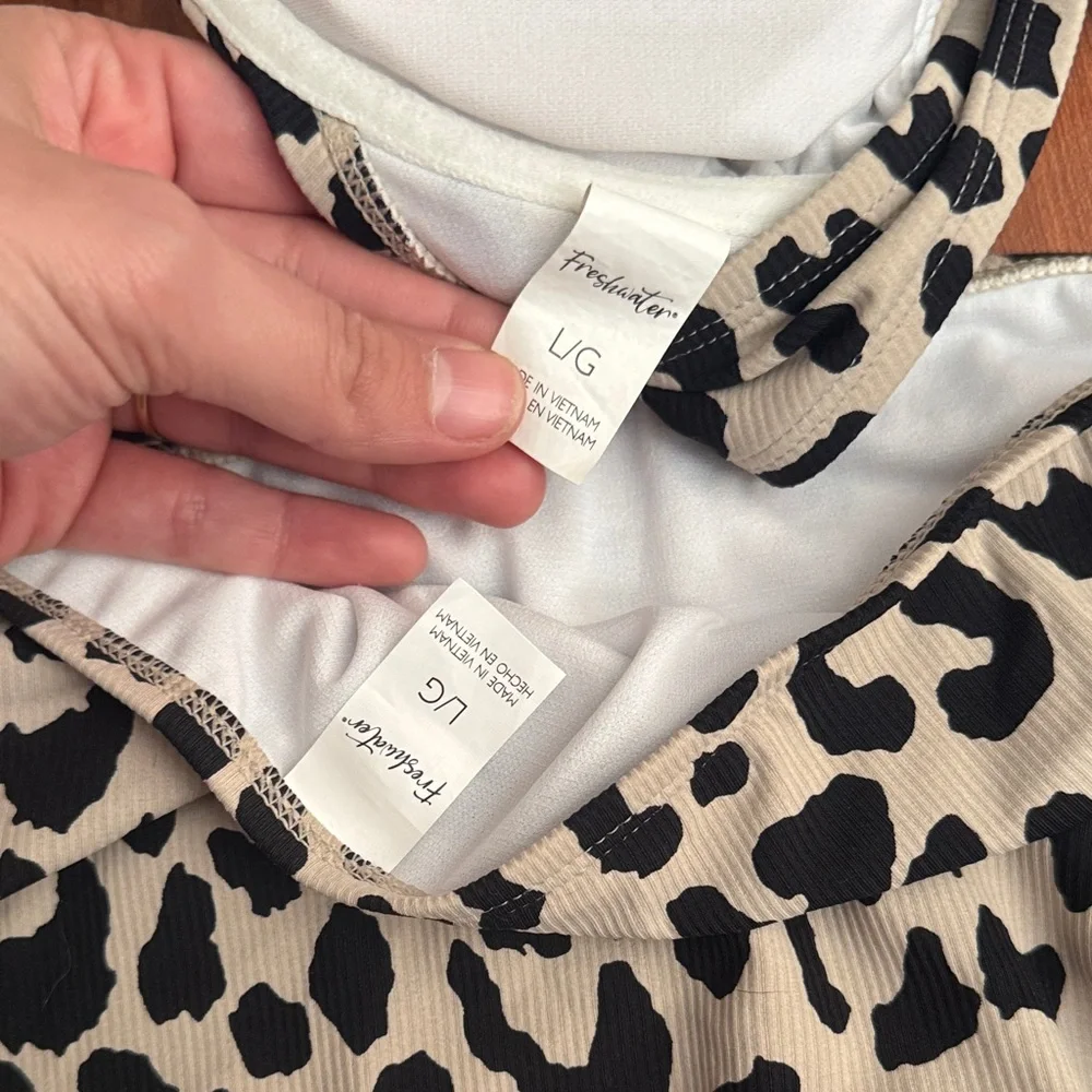Freshwater Women’s Leopard Print Bikini Set - Picture 3 of 3